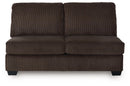 Kimlee Sectional with Chaise